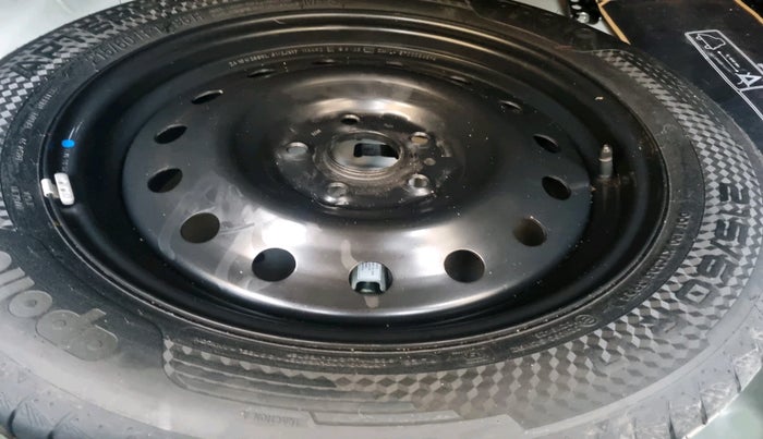 2024 Maruti Grand Vitara DELTA SMART HYBRID, Petrol, Manual, 10,712 km, tyre