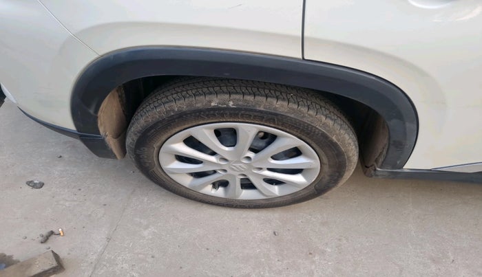 2024 Maruti Grand Vitara DELTA SMART HYBRID, Petrol, Manual, 10,712 km, tyre