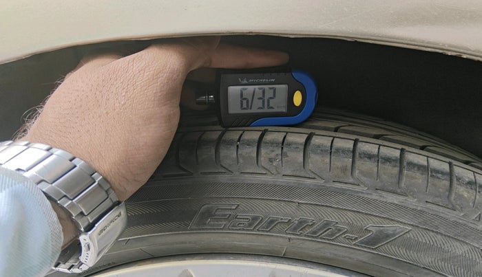 2013 Maruti Ertiga VDI, Diesel, Manual, 1,81,687 km, tyre