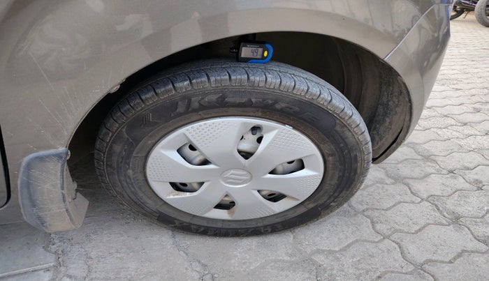 2020 Maruti New Wagon-R LXI CNG 1.0, Petrol, Manual, 72,355 km, tyre