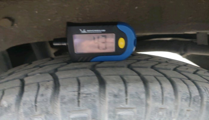 2013 Maruti Alto 800 LXI, Petrol, Manual, 29,916 km, tyre