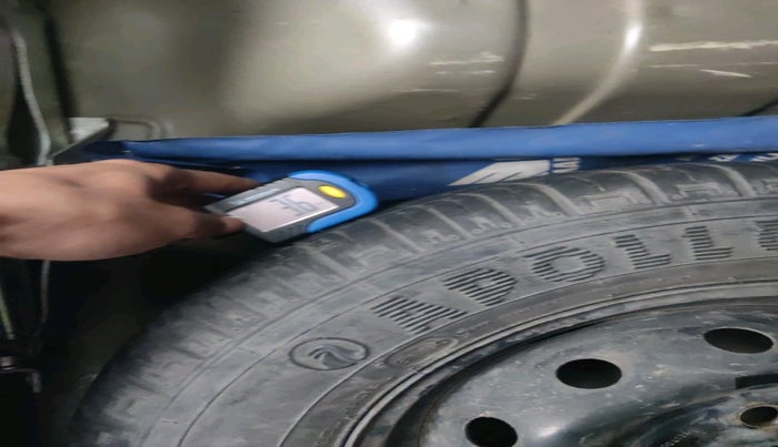 2013 Maruti Alto 800 LXI, Petrol, Manual, 29,916 km, tyre