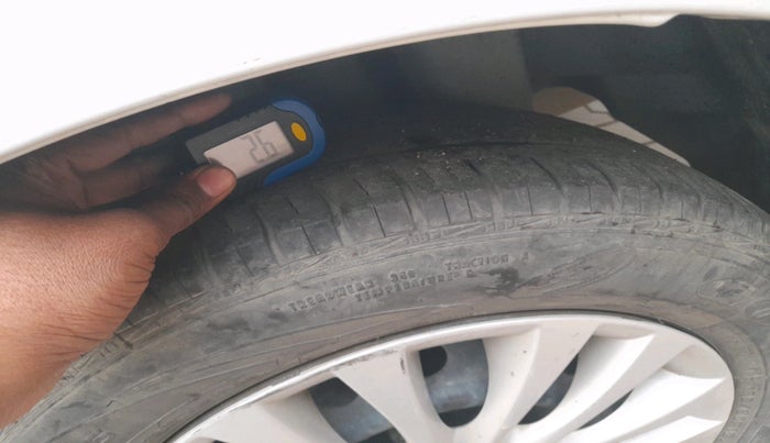 2016 Maruti Ciaz VXI+, Petrol, Manual, 1,35,568 km, tyre