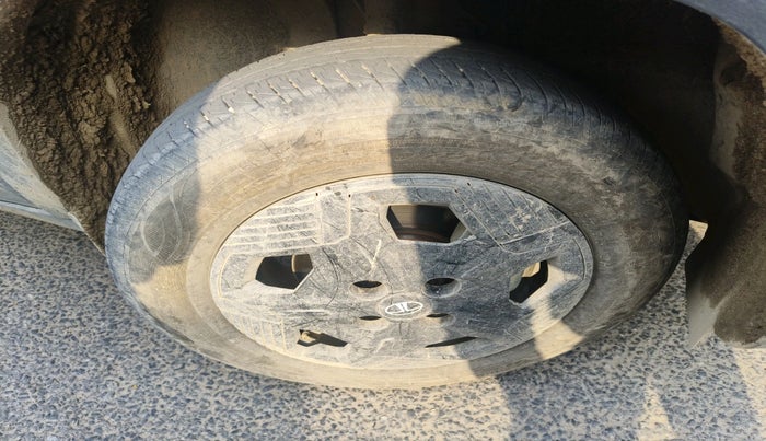 2025 Tata PUNCH EV ADVENTURE S 3.3, Electric, Automatic, 6,833 km, tyre