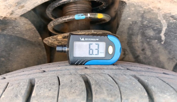 2013 Renault Duster 85 PS RXL DIESEL, Diesel, Manual, 84,133 km, tyre