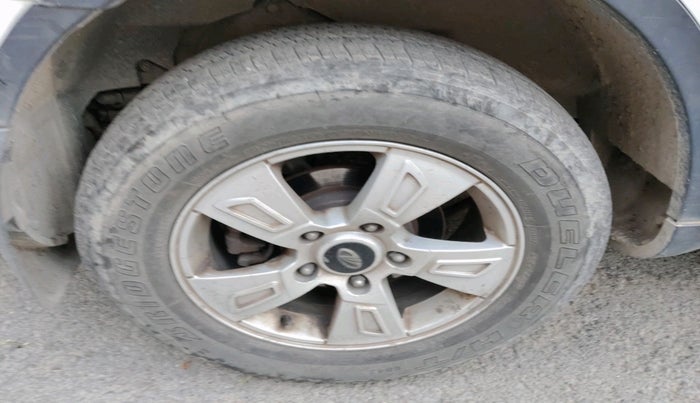 2014 Mahindra XUV500 W8, Diesel, Manual, 1,08,540 km, tyre