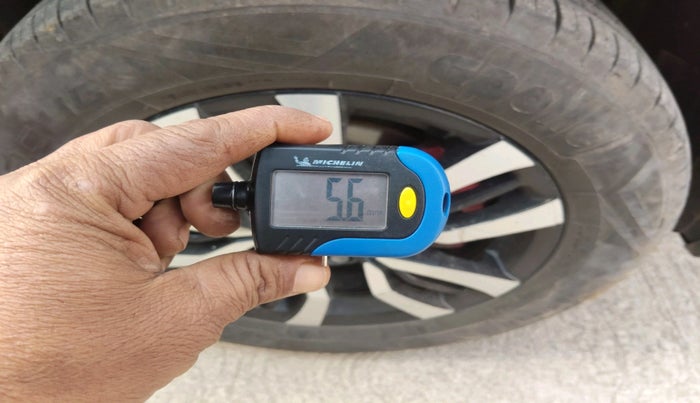 2017 Maruti Vitara Brezza VDI (O), Diesel, Manual, 1,25,252 km, tyre