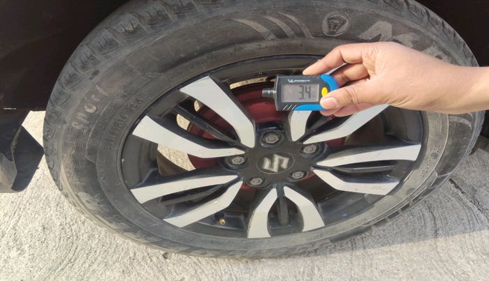 2017 Maruti Vitara Brezza VDI (O), Diesel, Manual, 1,25,252 km, tyre