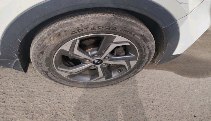 2019 Hyundai Creta SX AT 1.6 DIESEL, Diesel, Automatic, 94,634 km, tyre