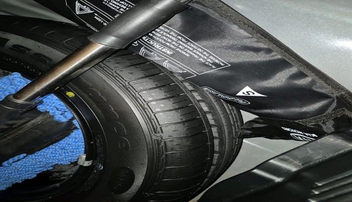 2021 KIA SONET HTX 1.0 IMT, Petrol, Manual, 12,428 km, tyre