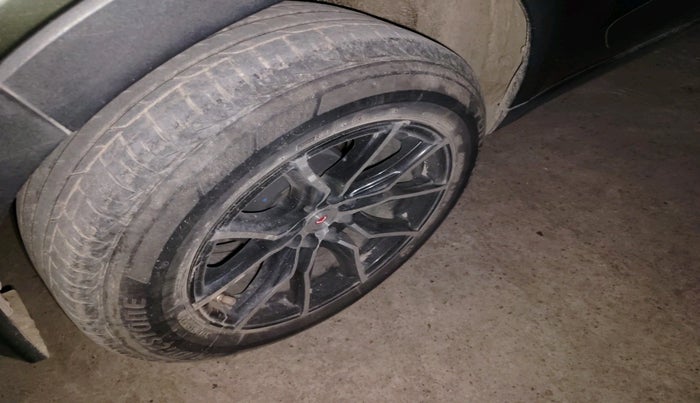 2020 Tata NEXON XMA PETROL, Petrol, Automatic, 38,710 km, tyre