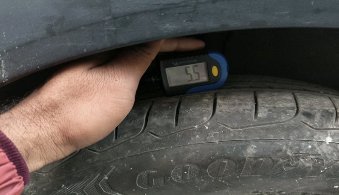 2016 Hyundai Creta S 1.4 DIESEL, Diesel, Manual, 2,23,270 km, tyre