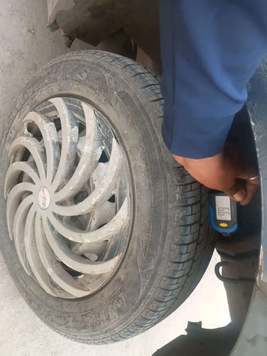 2012 Tata Indica Vista LS TDI, Diesel, Manual, 1,51,776 km, tyre