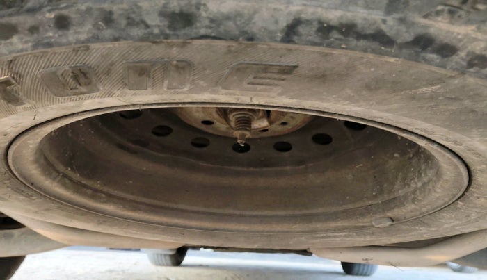 2014 Mahindra XUV500 W6, Diesel, Manual, 1,70,312 km, tyre