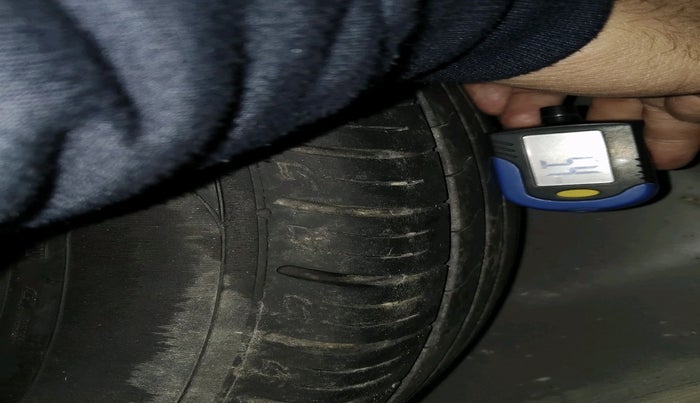 2022 Maruti Vitara Brezza LXI, Petrol, Manual, 41,377 km, tyre