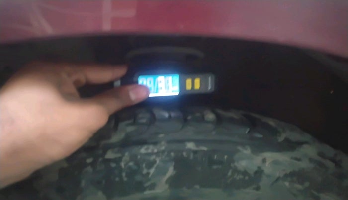 2014 Maruti Ciaz ZXI, Petrol, Manual, 1,03,924 km, tyre