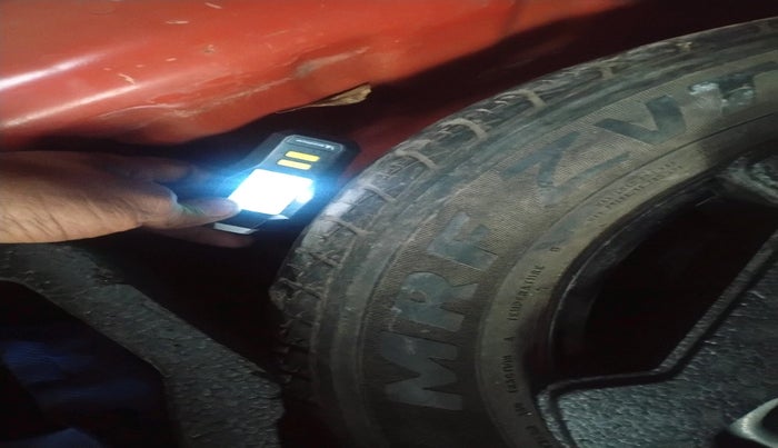 2014 Maruti Ciaz ZXI, Petrol, Manual, 1,03,924 km, tyre