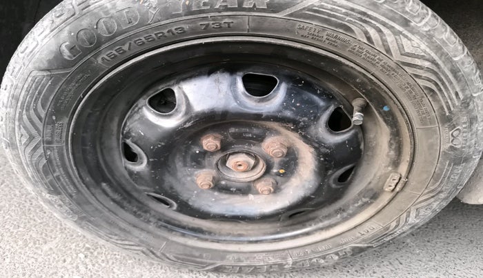 2011 Maruti Alto K10 VXI, Petrol, Manual, 1,72,393 km, tyre