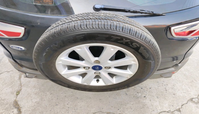 2017 Ford Ecosport TITANIUM 1.5L DIESEL, Diesel, Manual, 1,47,264 km, tyre