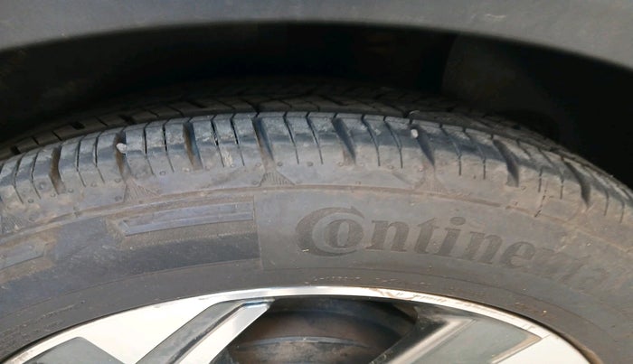 2019 Hyundai Creta SX (O) 1.6 PETROL, Petrol, Manual, 98,915 km, tyre