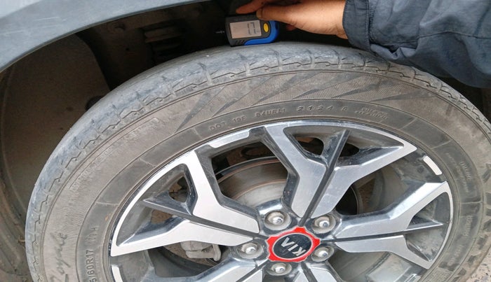 2021 KIA SELTOS GTX PLUS AT 1.5 DIESEL, Diesel, Automatic, 1,61,187 km, tyre