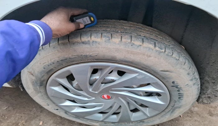 2022 Maruti Baleno SIGMA PETROL 1.2, Petrol, Manual, 51,387 km, tyre