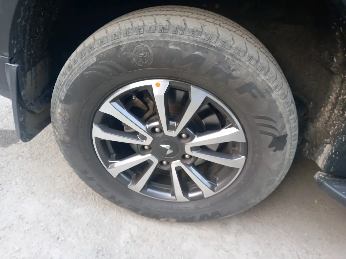 2024 Mahindra SCORPIO-N Z8 DIESEL AT 2WD 7 STR, Diesel, Automatic, 54,424 km, tyre