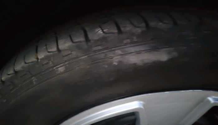 2018 Mahindra XUV500 W7, Diesel, Manual, 85,933 km, tyre