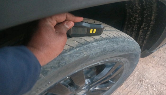 2019 Maruti Vitara Brezza ZDI AMT, Diesel, Automatic, 74,421 km, tyre