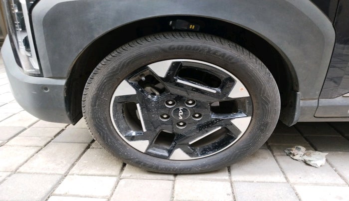 2025 KIA SYROS HTX Plus (O) 1.5 Diesel 6AT, Diesel, Automatic, 4,034 km, tyre