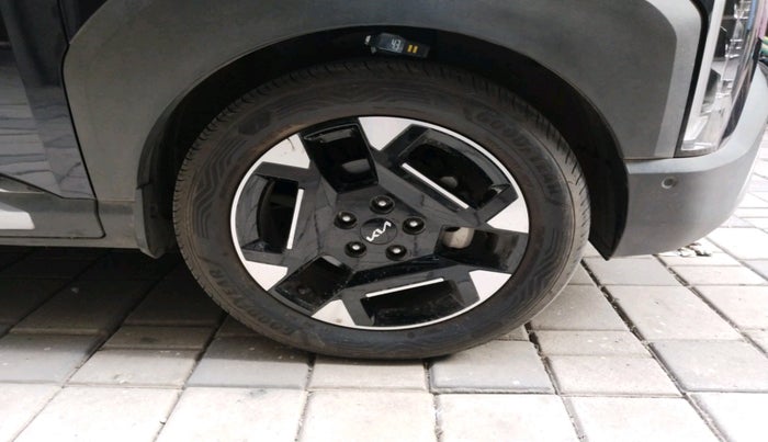 2025 KIA SYROS HTX Plus (O) 1.5 Diesel 6AT, Diesel, Automatic, 4,034 km, tyre