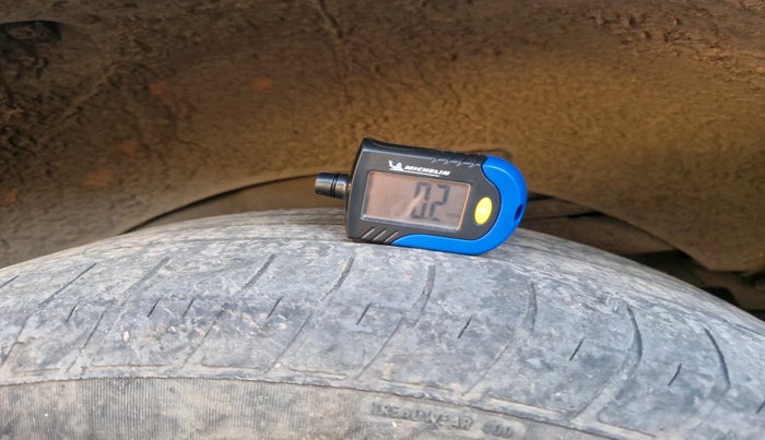 2016 Mahindra XUV500 W10 AWD AT, Diesel, Automatic, 1,06,951 km, tyre