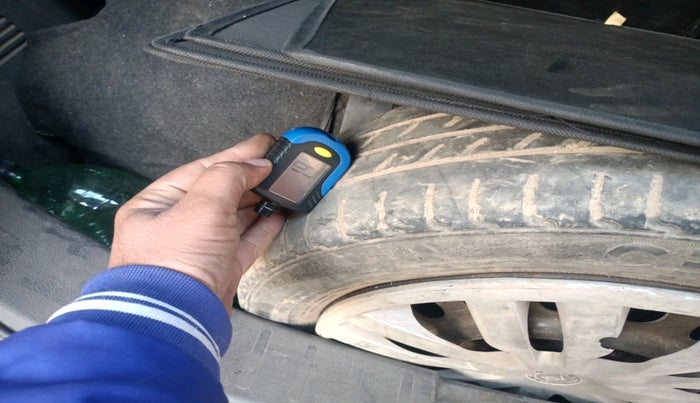 2018 Maruti Wagon R 1.0 VXI, Petrol, Manual, 54,514 km, tyre