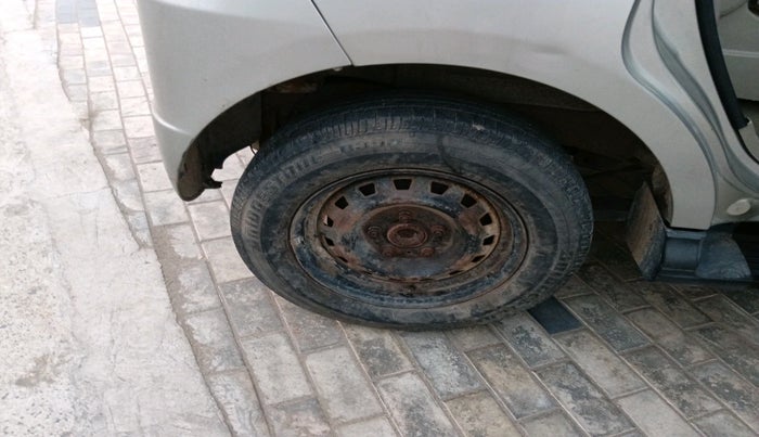 2012 Mahindra Quanto C6, Diesel, Manual, 1,00,333 km, tyre