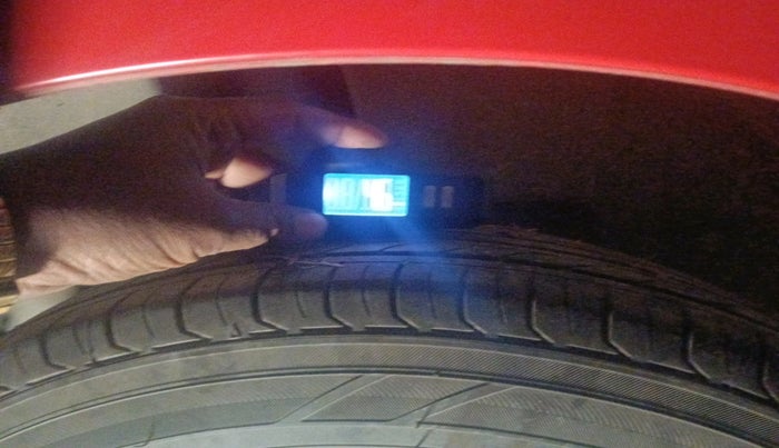 2018 Maruti Swift VXI, Petrol, Manual, 75,409 km, tyre