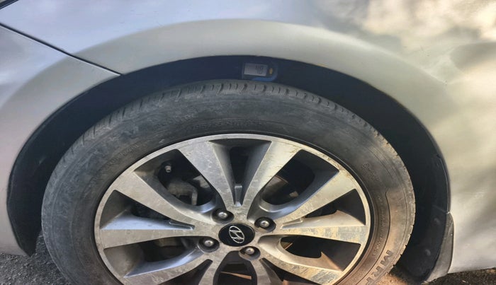 2014 Hyundai Verna FLUIDIC 1.6 CRDI SX, Diesel, Manual, 95,149 km, tyre