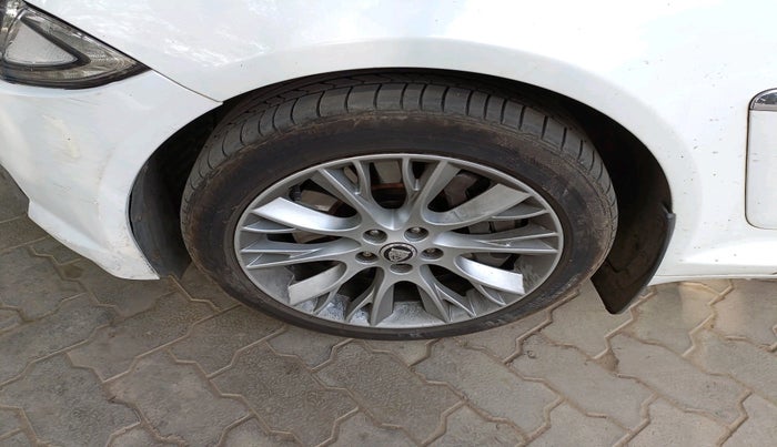 2012 Jaguar XF 3.0 DIESEL, Diesel, Automatic, 54,087 km, tyre