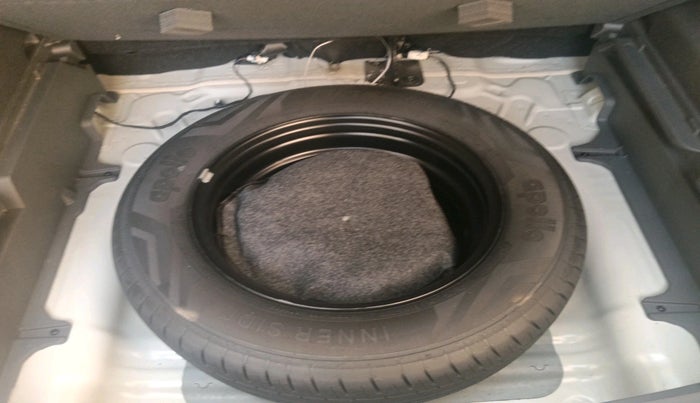 2024 Hyundai Creta S (O) 1.5 PETROL, Petrol, Manual, 55,306 km, tyre