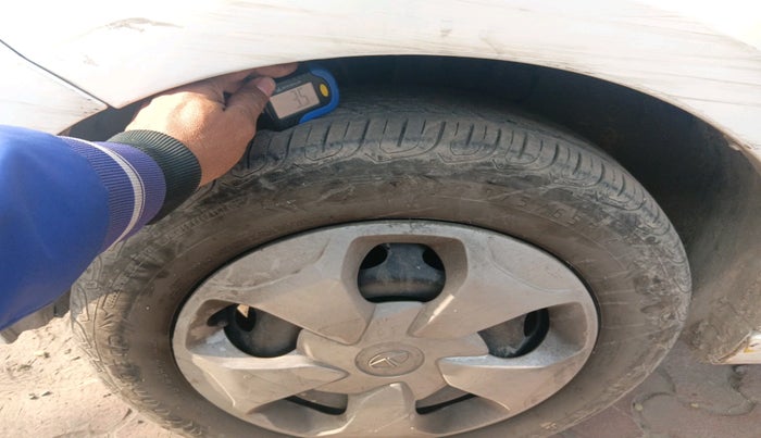 2018 Tata TIGOR XT PETROL, Petrol, Manual, 90,272 km, tyre