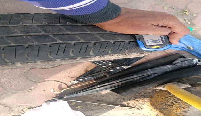 2018 Tata TIGOR XT PETROL, Petrol, Manual, 90,272 km, tyre