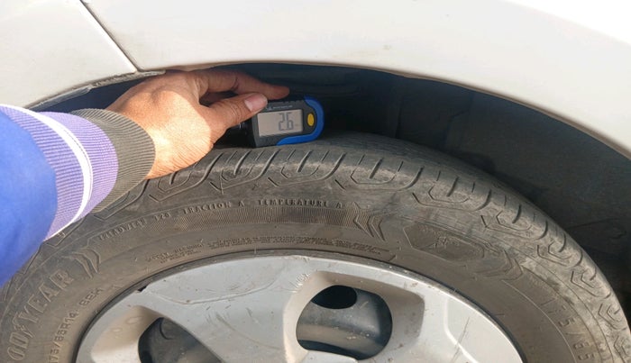 2018 Tata TIGOR XT PETROL, Petrol, Manual, 90,272 km, tyre