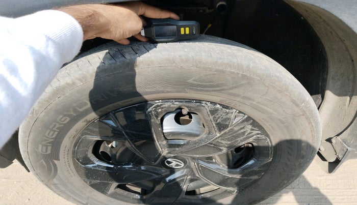 2025 Tata PUNCH PURE MT, Petrol, Manual, 2,621 km, tyre