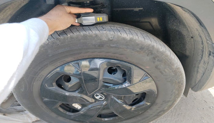 2025 Tata PUNCH PURE MT, Petrol, Manual, 2,621 km, tyre