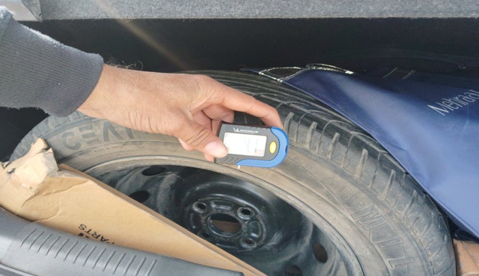 2021 Maruti IGNIS ZETA 1.2, Petrol, Manual, 80,895 km, tyre