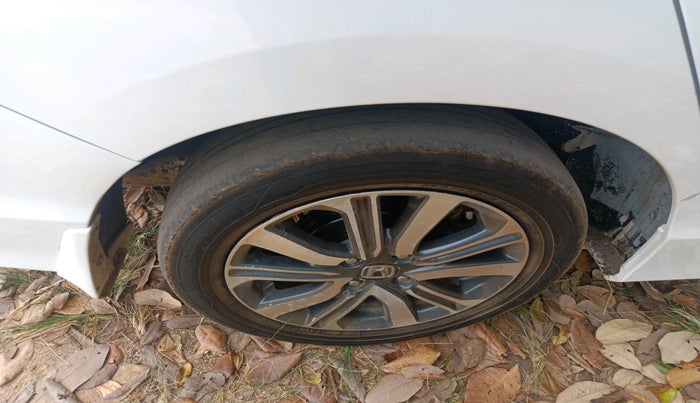 2017 Honda City 1.5L I-DTEC V, Diesel, Manual, 1,34,271 km, tyre