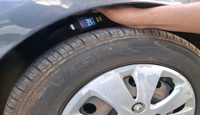 2012 Hyundai i10 SPORTZ 1.2, Petrol, Manual, 1,26,770 km, tyre