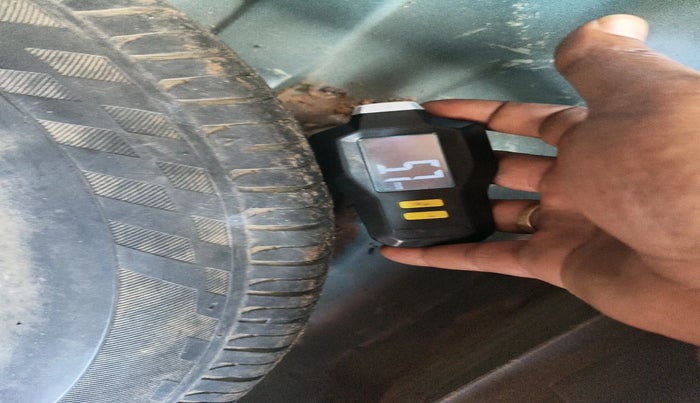 2012 Maruti Alto 800 LXI, Petrol, Manual, 20,554 km, tyre