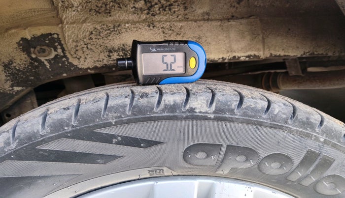 2017 Maruti Alto 800 LXI, Petrol, Manual, 65,542 km, tyre