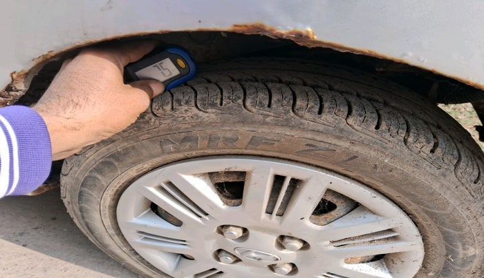 2011 Hyundai Santro Xing GLS, Petrol, Manual, 67,383 km, tyre