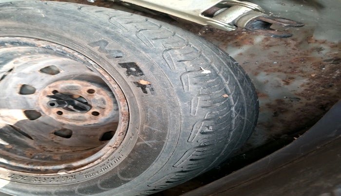 2011 Hyundai Santro Xing GLS, Petrol, Manual, 67,383 km, tyre